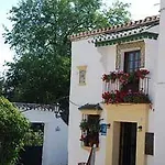 Ronda Hotel *